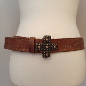 Streets Ahead Cross Buckle Belt